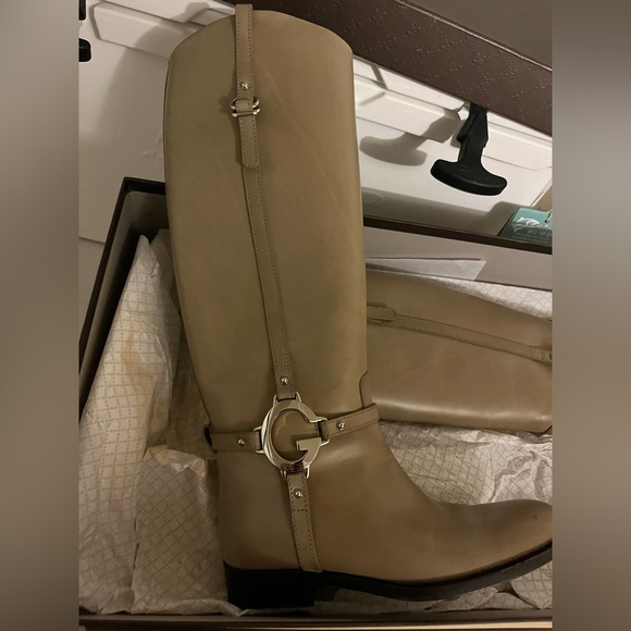 Riding boots - Picture 3 of 3